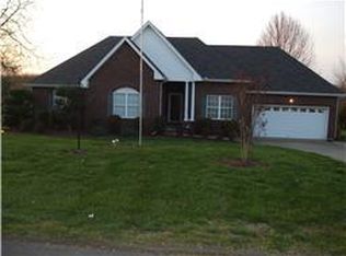 1006 Optimum Ln, Springfield, TN 37172