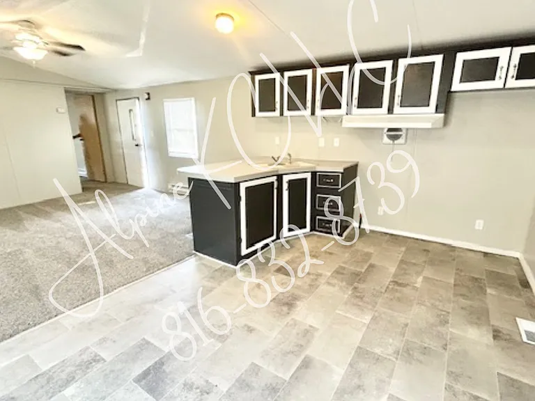 128 Countryside Ln — Photo 8