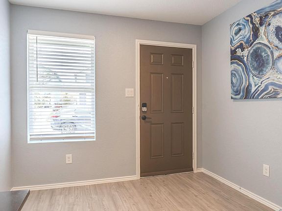 4th image of 7137 Elm Cove
