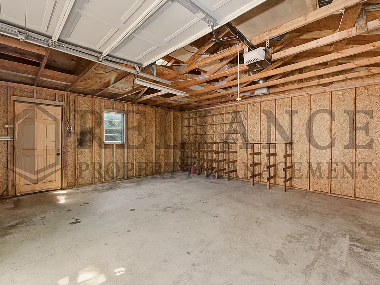 4546 S Osage St — Photo 31