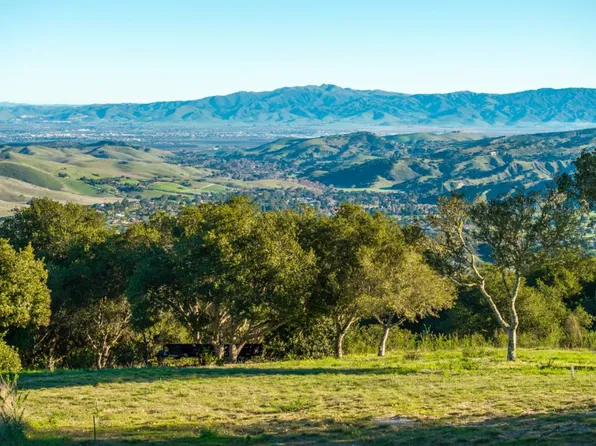 12167 Saddle Rd, Carmel Valley, CA 93924