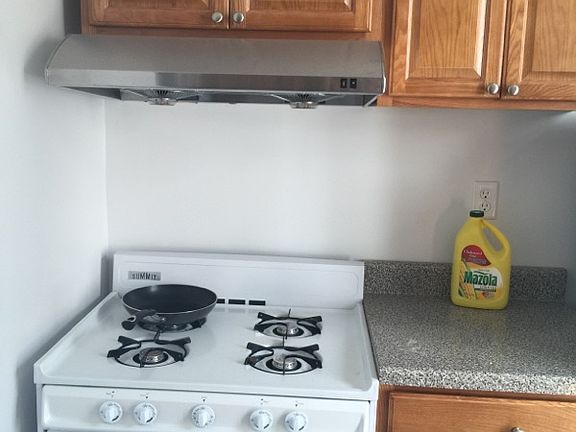 2nd image of 864-870 60th St #3C