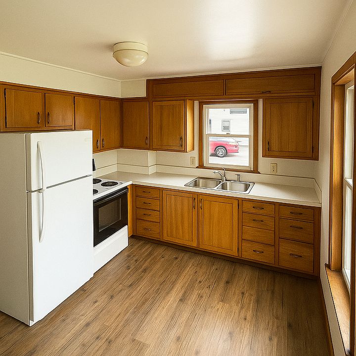 2nd image of 34 5th St N #36