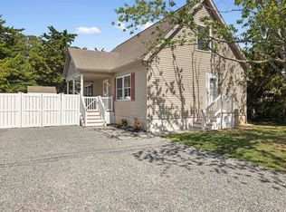27 N 12th St, Del Haven, NJ 08251