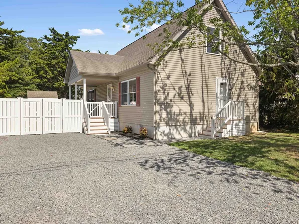 27 N 12th St, Del Haven, NJ 08251