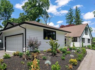 108 Turtle Cove Ln, Huntington, NY 11743