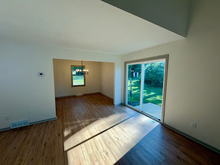 9976 Chamberlin Rd #1372SHARONBROOK — Photo 6