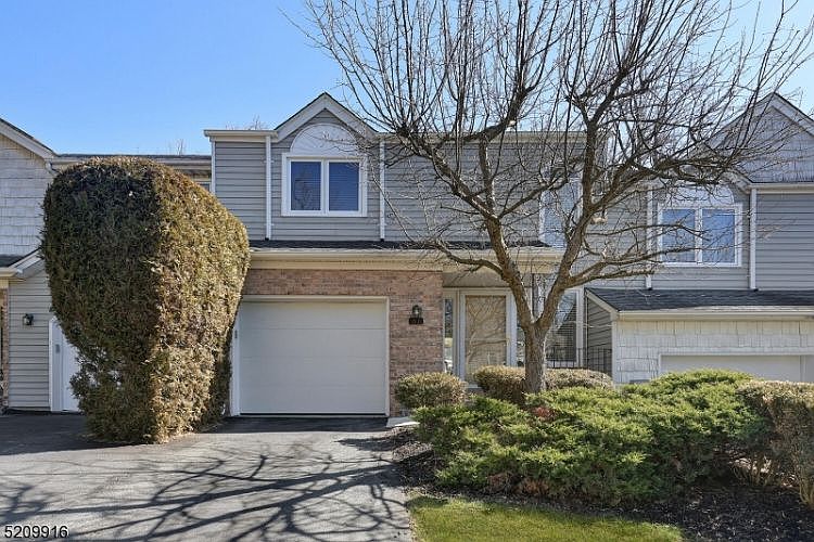 1st image of 87 Edgefield Dr
