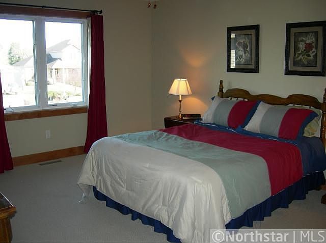1st image of 413 Flag Blvd NE