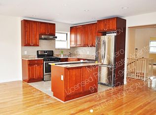 2131 32nd St #1, Astoria, NY 11105
