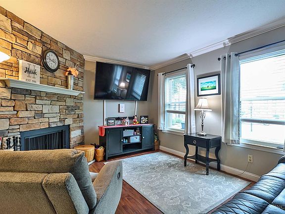 3rd image of 7908 Tall Timbers Dr