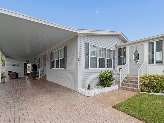 2nd image of 18 MOUNTAIN LAUREL DRIVE