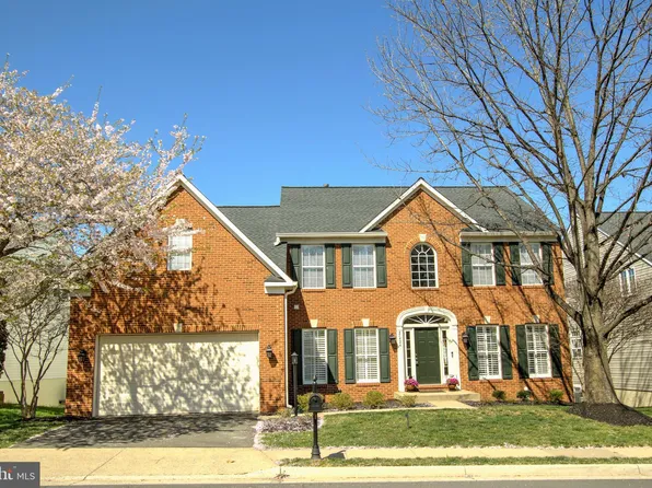 47424 River Crest St, Sterling, VA 20165