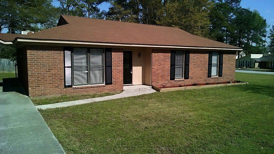 1st image of 4421 Shadowmoor Dr