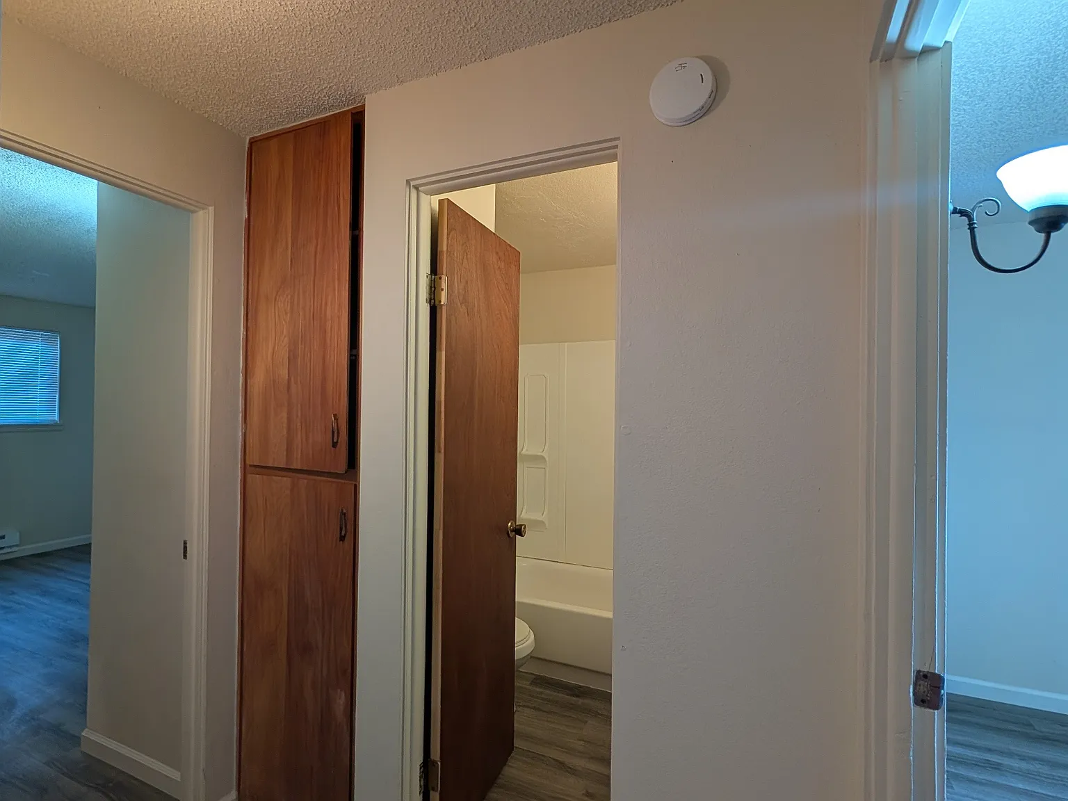 Towncrest Manor — Photo 4