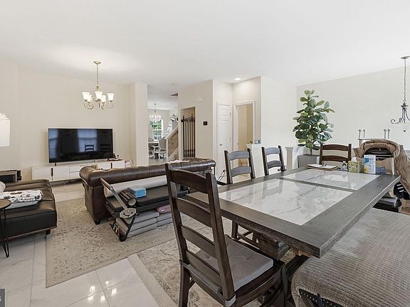 3rd image of 4118 Brookgreen Dr