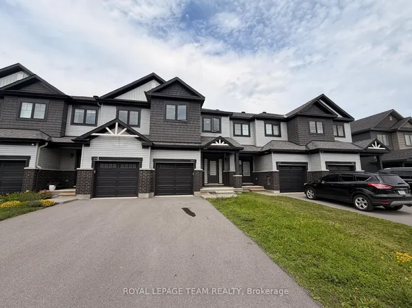 343 Grackle St N, Ottawa, ON K1X 0G6
