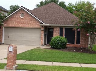 312 Lasso St, Angleton, TX 77515