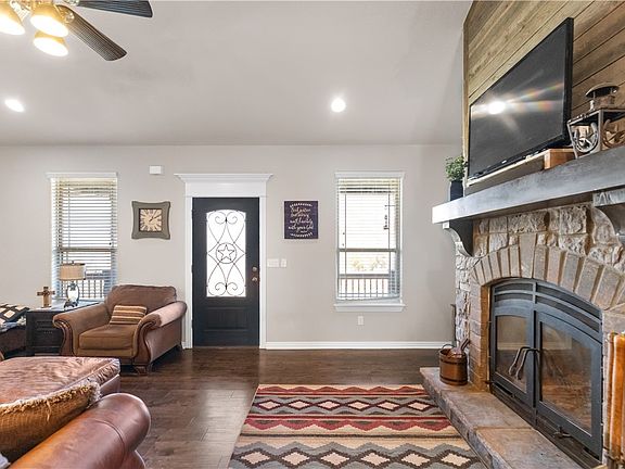 5th image of 10781 Illinois Chapel Rd