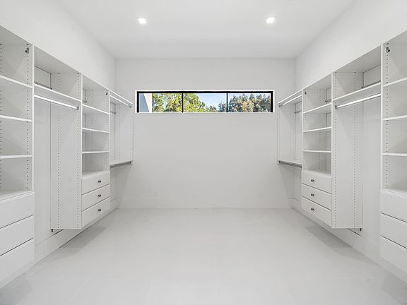 4th image of 18853 42nd Road