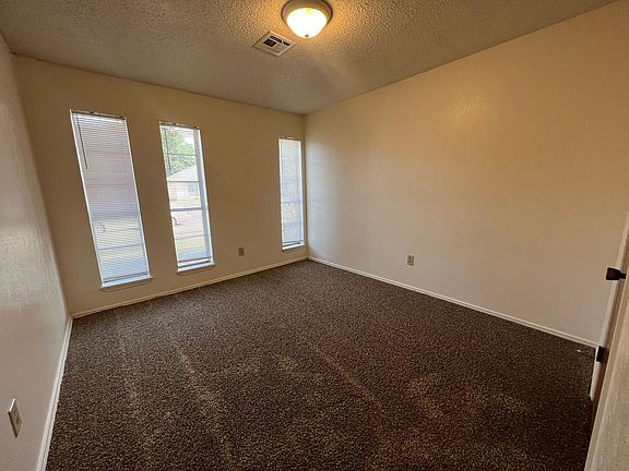 4th image of 6602 Wiethorn Dr