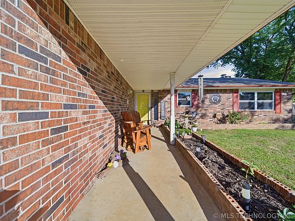 4th image of 426 Steadway Ave