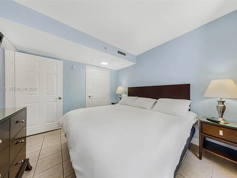 2951 S Bayshore Dr #215 — Photo 21