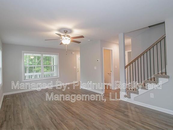 2nd image of 909 Woody Hills Dr
