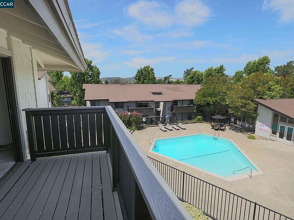 5th image of 1437 Marchbanks Dr APT 3