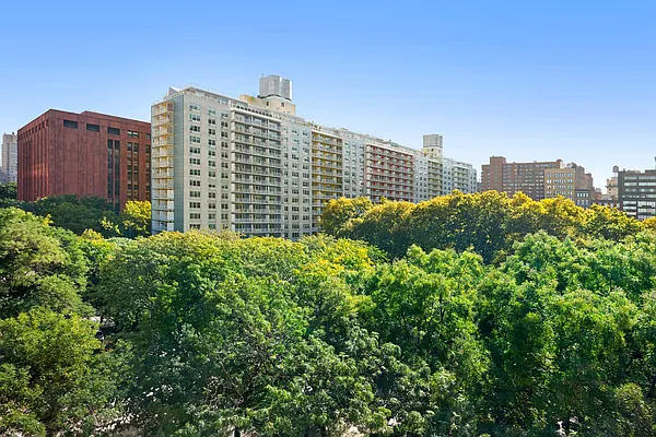 Sold by Compass | media 5