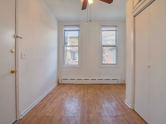 5th image of 28 Spruce St #2L