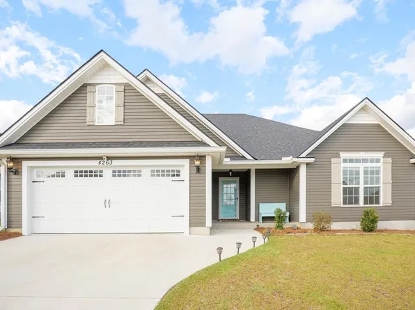 4263 Nelson Hill Pl, Hahira, GA 31632