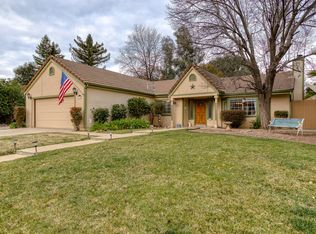 3038 Lake Redding Dr, Redding, CA 96003