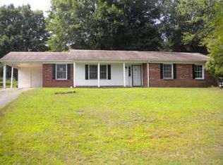 206 Littlebrook Dr, King, NC 27021