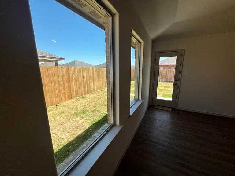 2613 Crescent Pl #1103 — Photo 10