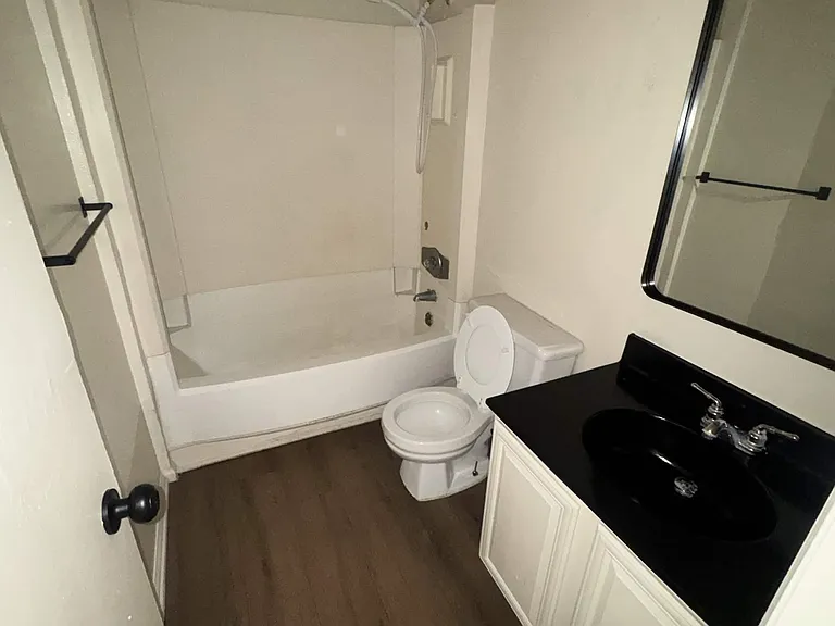 Chapparal Apartments — Photo 50