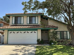 17283 Woodhill St, Fontana, CA 92336