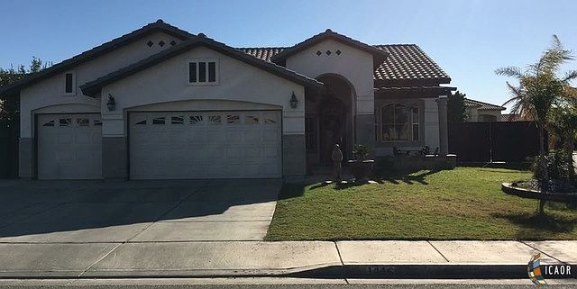 2nd image of 1416 Hayes Ct