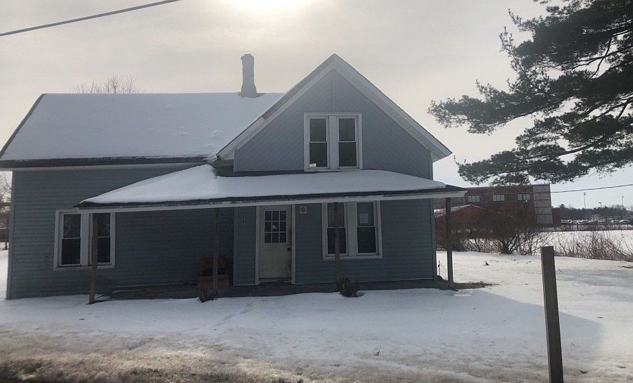 1st image of 61 Mill St