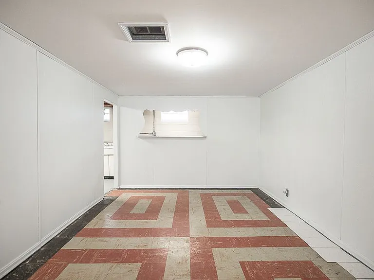 3832 Wallingford Rd — Photo 24