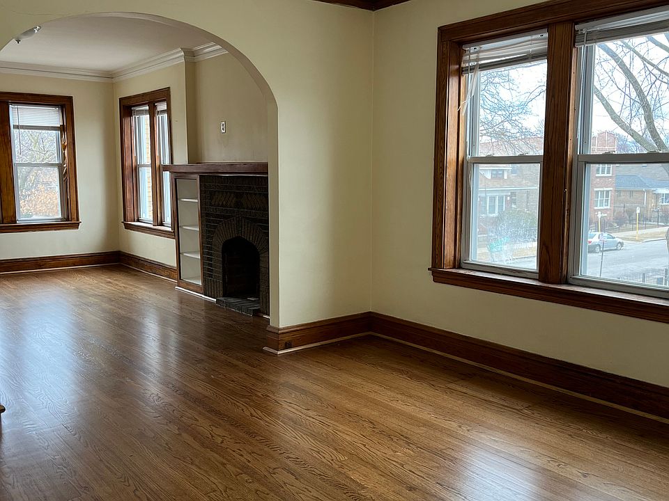 1st image of 2420 N Lavergne Ave #2S