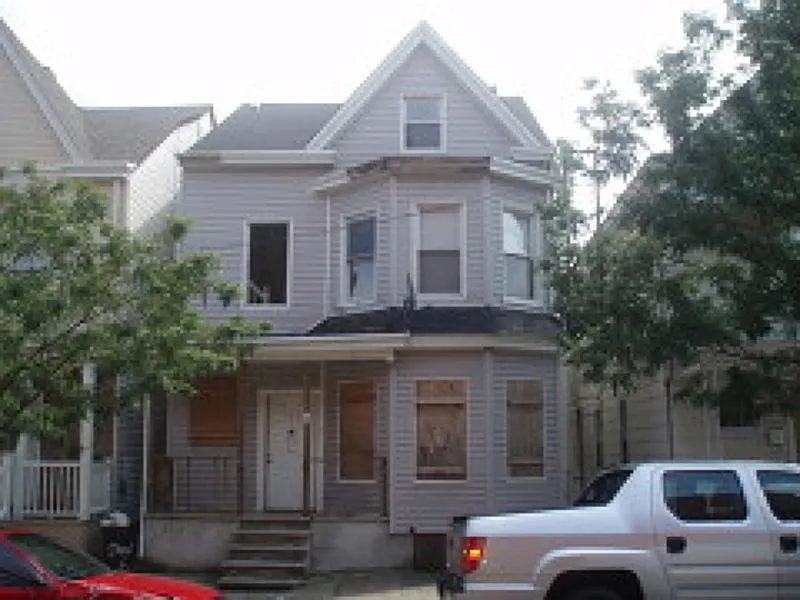 4 Jane St photo 1
