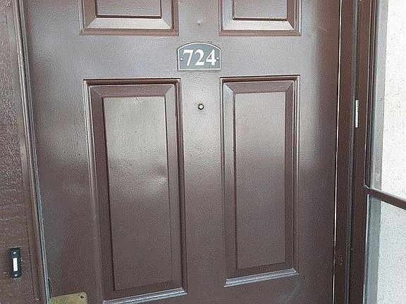 3rd image of 1255 Ponce Island Dr APT 724