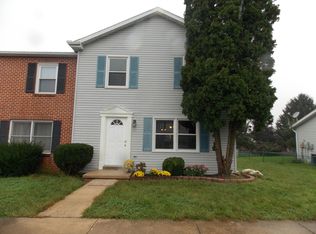 1882 Douglas Dr, Carlisle, PA 17013