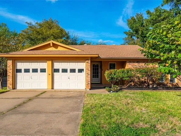 6613 Starnes Rd, Watauga, TX 76148