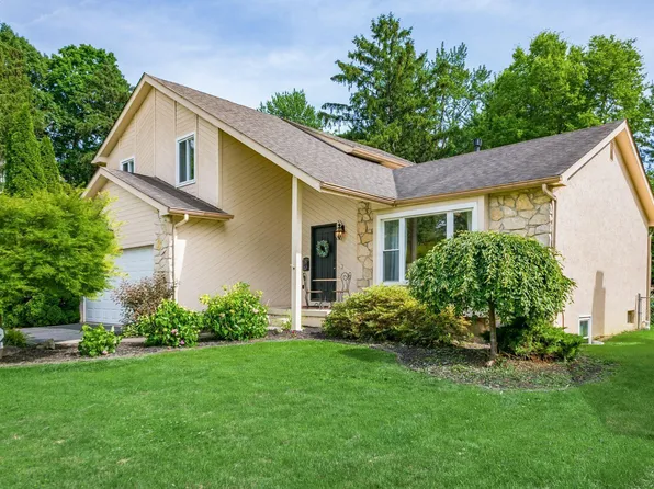 2431 Dover Rd, Columbus, OH 43209