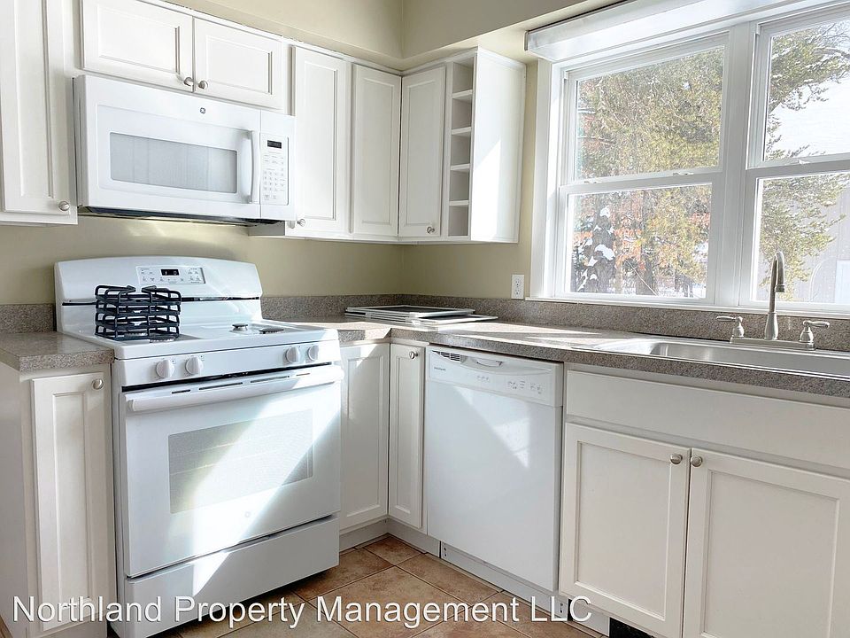 1st image of 939 Avenue E E