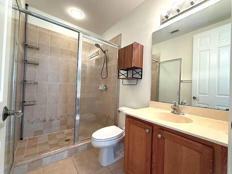 960 Millbrae Ct #4 — Photo 12