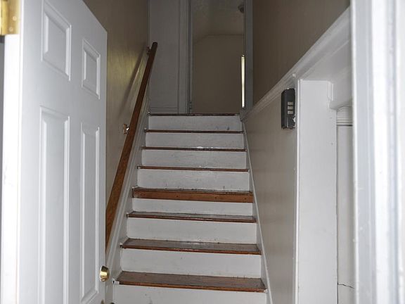Interior steps leading to 2nd floor