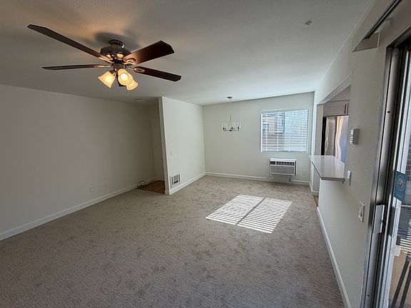 5th image of 7944 Mission Center Ct Unit C